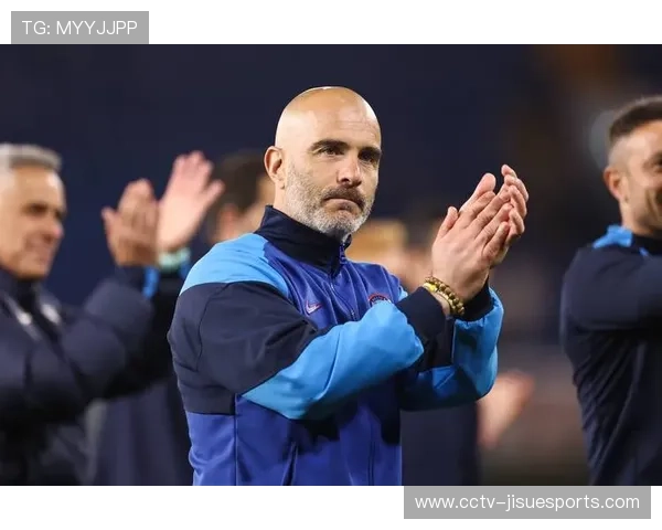 切尔西球迷高呼抗议马雷斯卡换下帕尔默，主帅决策引嘘声